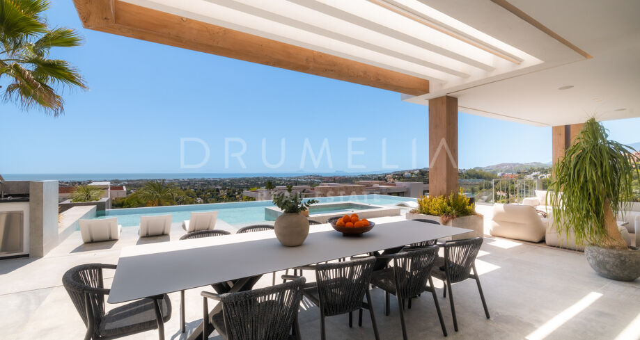 Вилла с Панорамным Видом на Море и Частным Спа в Ла-Кинта