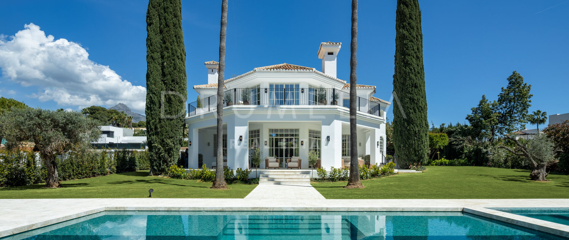 Элегантная Средиземноморская Жизнь в Нуэва Андалусии