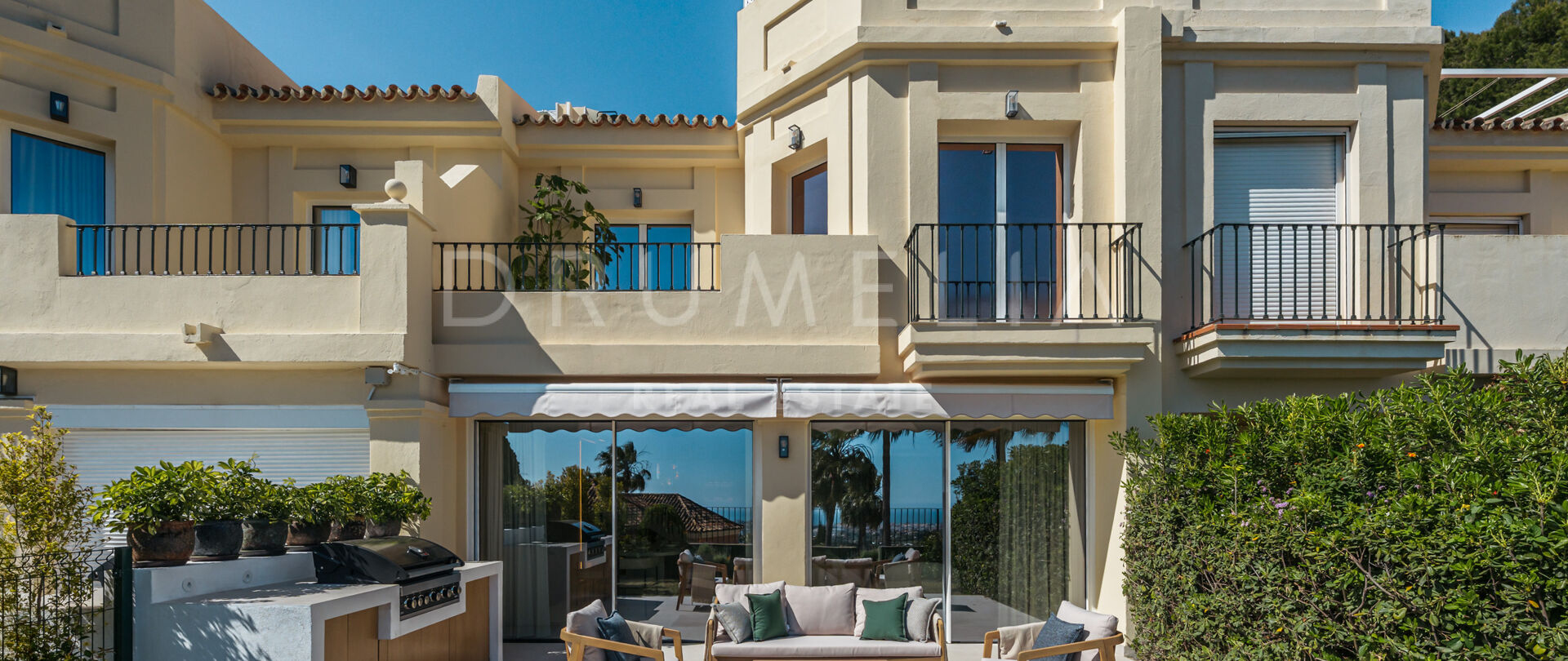 Renovated Townhouse with Sea Views in La Quinta Hills