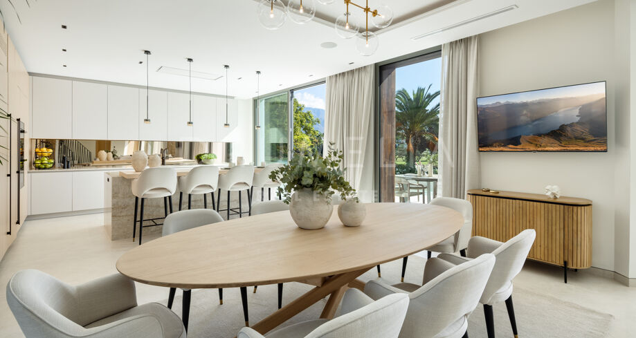 Villa en venta en Las Brisas del Golf, Nueva Andalucia
