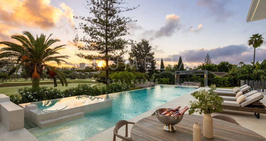 Villa en venta en Las Brisas del Golf, Nueva Andalucia