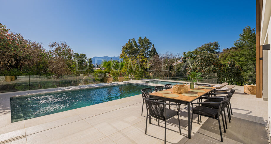 Современный Элегантный Оазис Марбелья Восток