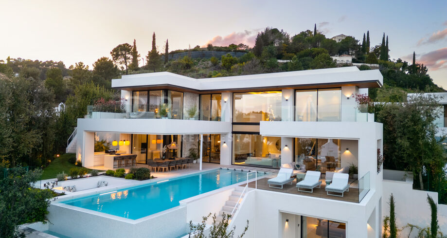 Polish Współczesna willa z panoramicznym widokiem na morze w Lomas de La Quinta