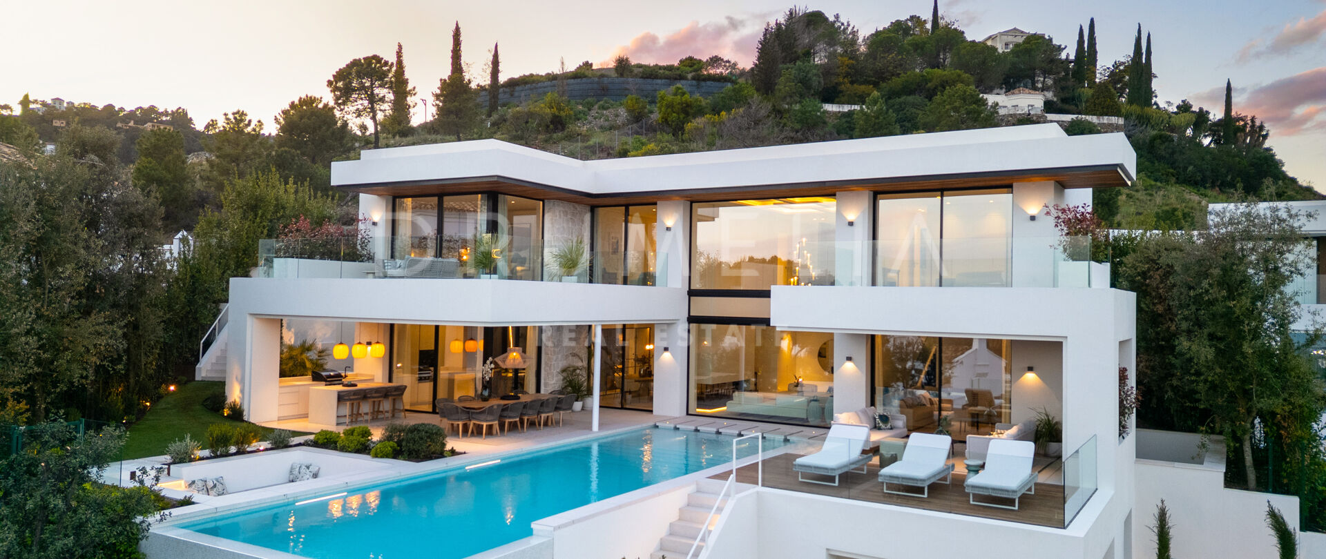 Moderne villa met panoramisch uitzicht op zee in Lomas de La Quinta
