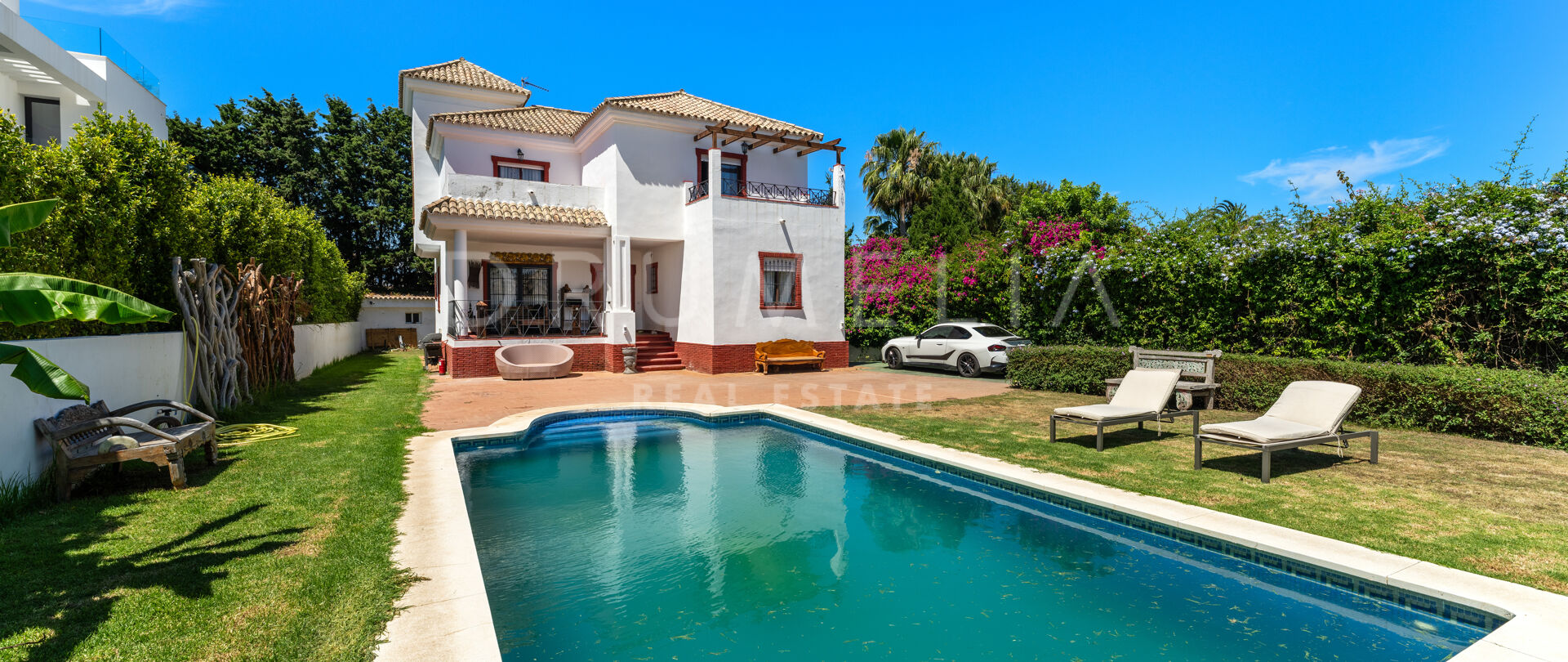 Encantadora Villa de Estilo Mediterráneo en Casasola, Estepona