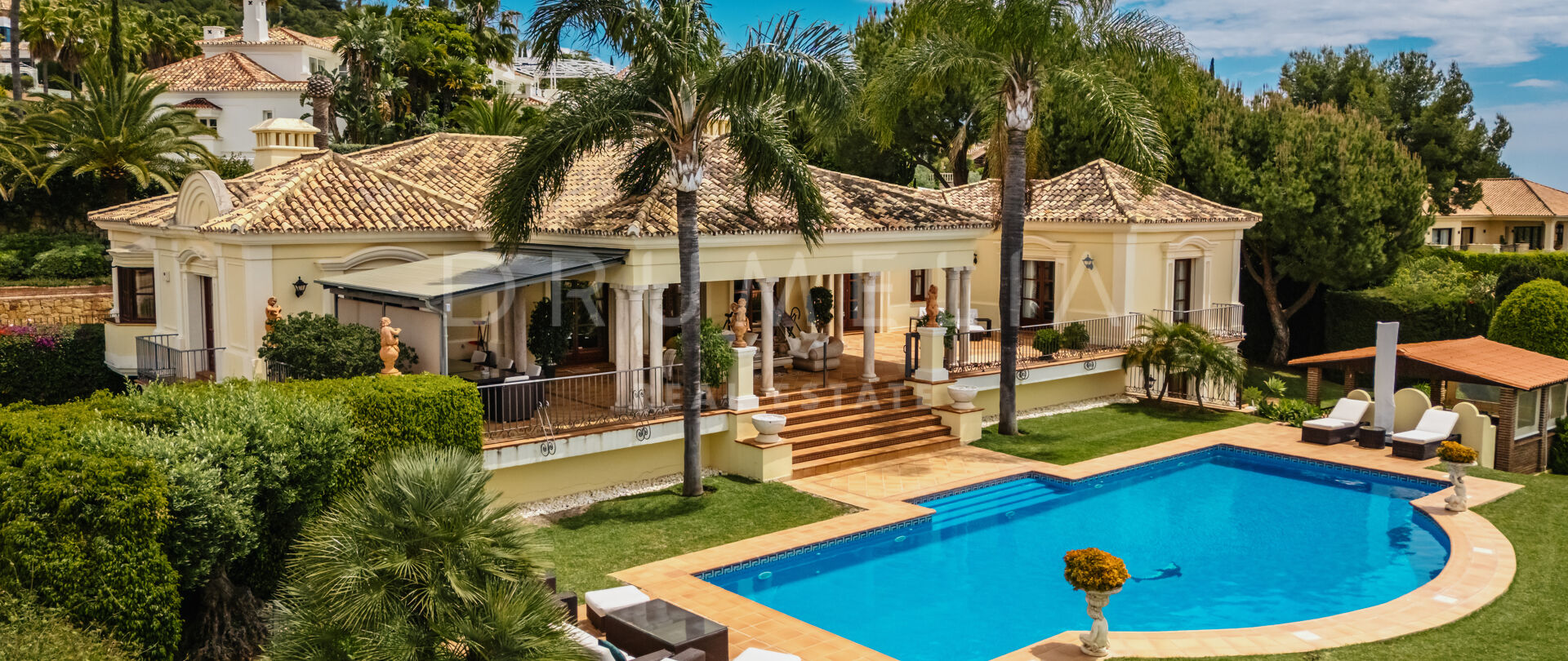 Elegant villa boasting sea views, set within the prestigious gated community of Sierra Blanca