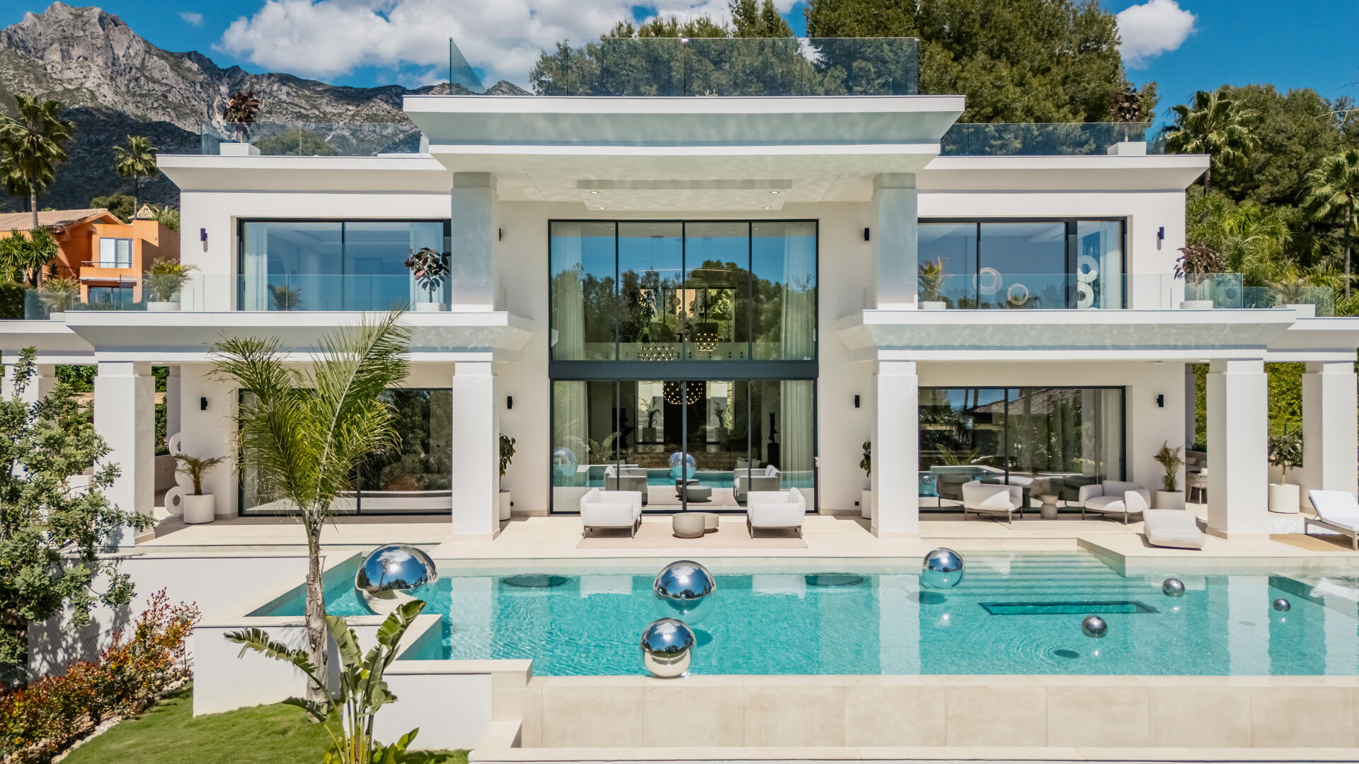 Villa de Luxe Neuve à Sierra Blanca
