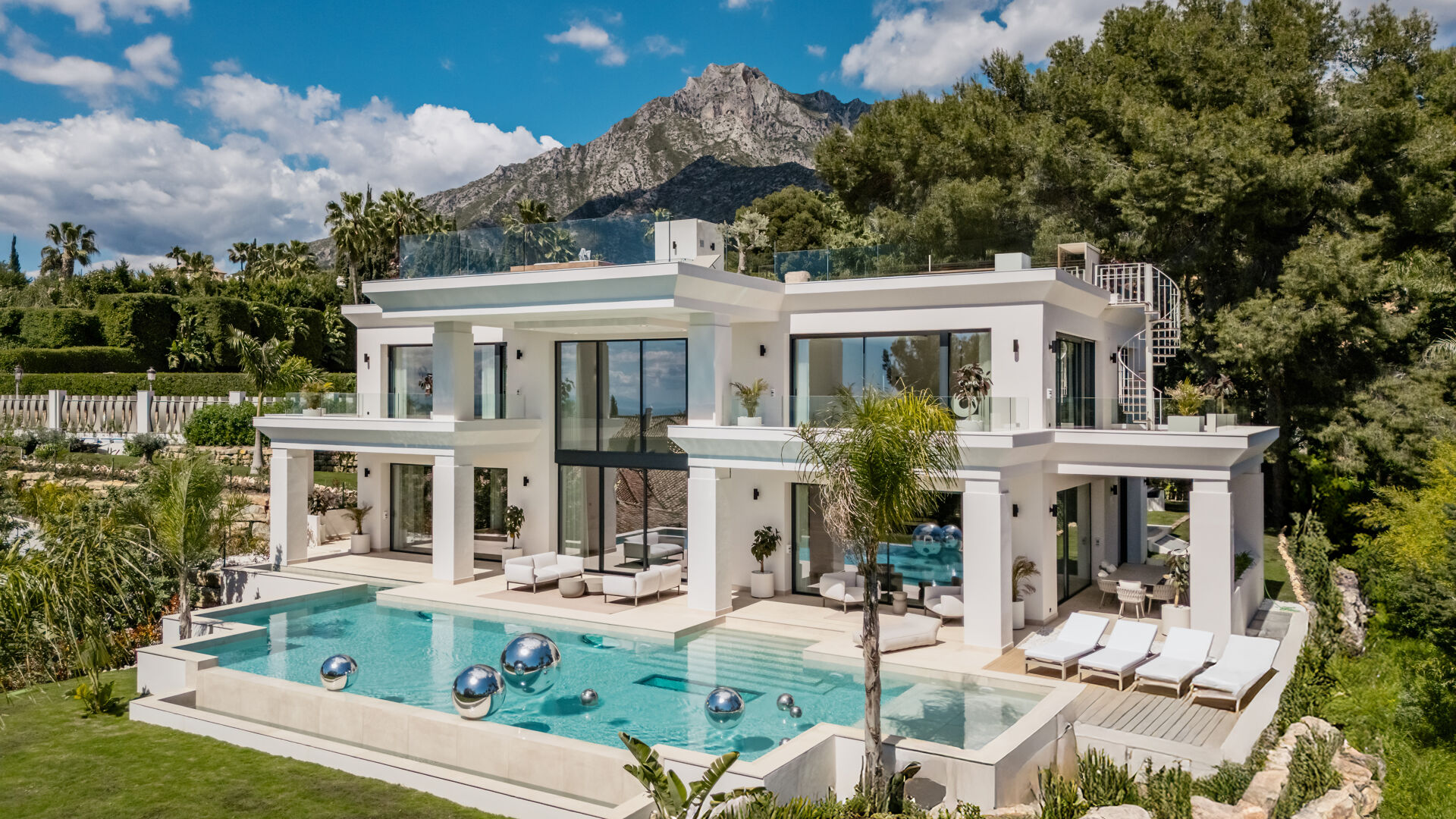 Albinoni One - New-Build Luxury Villa in Sierra Blanca