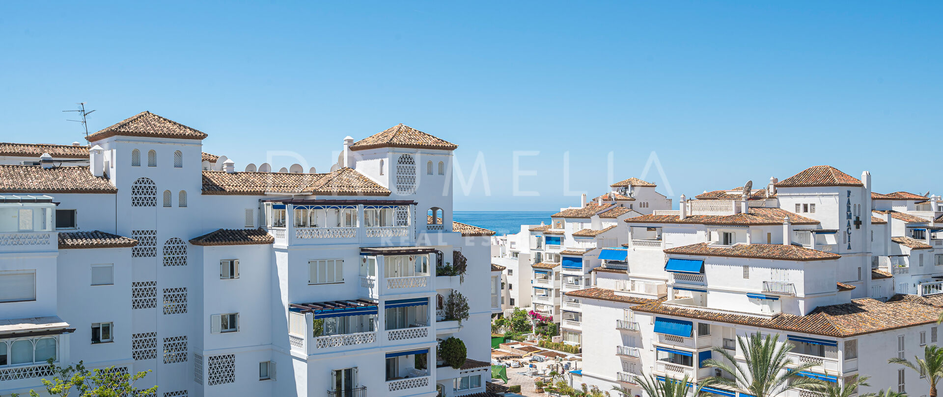 Duplex- Penthouse with Partial Sea Views in The Second Line of the Beach in Las Gaviotas Residential- Puerto Banús