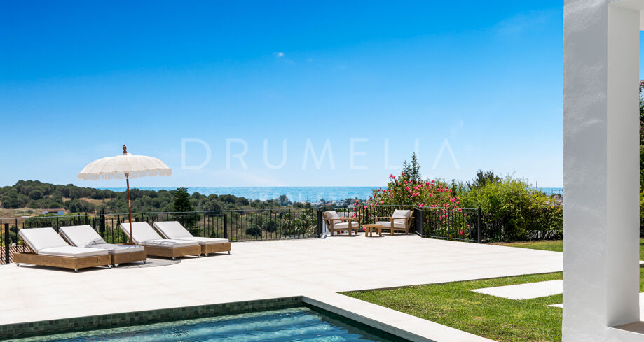 Luxurious Villa with Unmatched Panoramic Sea Views in Paraiso Alto, Benahavis