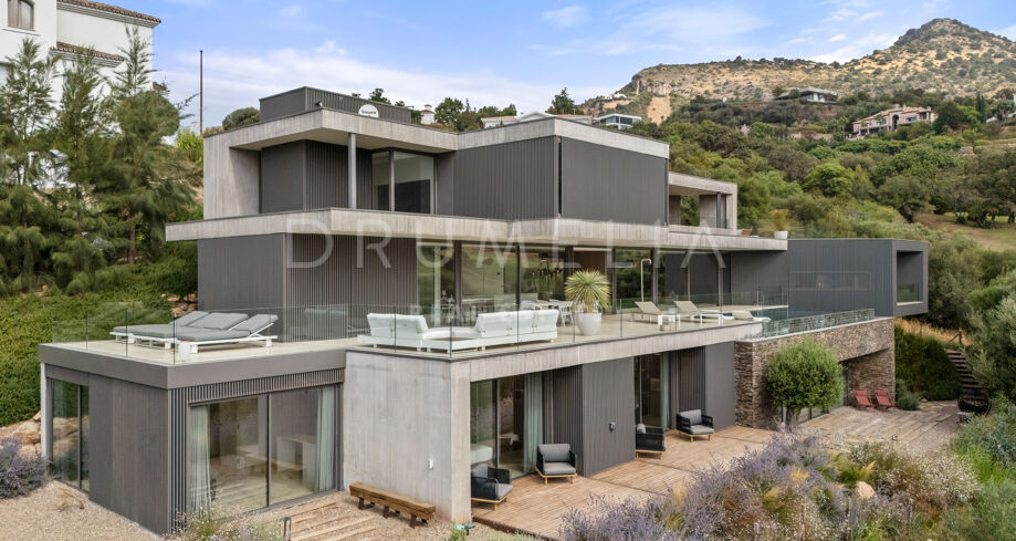 Impresionante villa nueva en primera línea de golf moderna/contemporánea de alta gama, Marbella Club Golf Resort, Benahavis