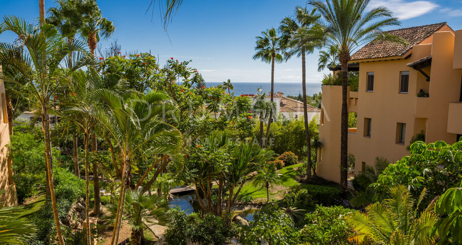 Calaia 7- Роскошная жизнь в исключительном месте: 3-комнатная квартира с великолепным видом на море в Mansion Club