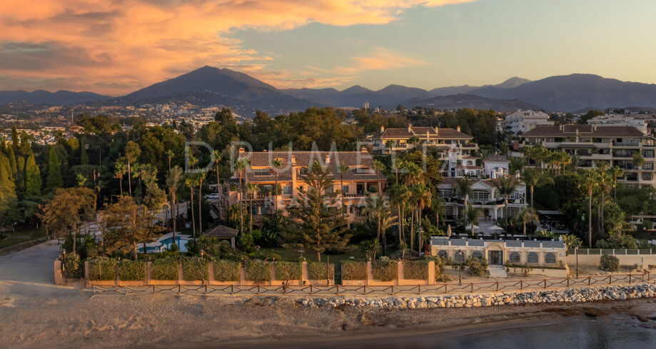 Ocean's Suite - Front Line Beach Joint Duplex Penthouses in het exclusieve Casa Nova Complex, Puerto Banús, Marbella