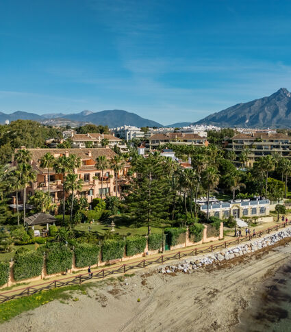 Ocean's Suite - Front Line Beach Joint Duplex Penthouses in the Exclusive Casa Nova Complex, Puerto Banús, Marbella