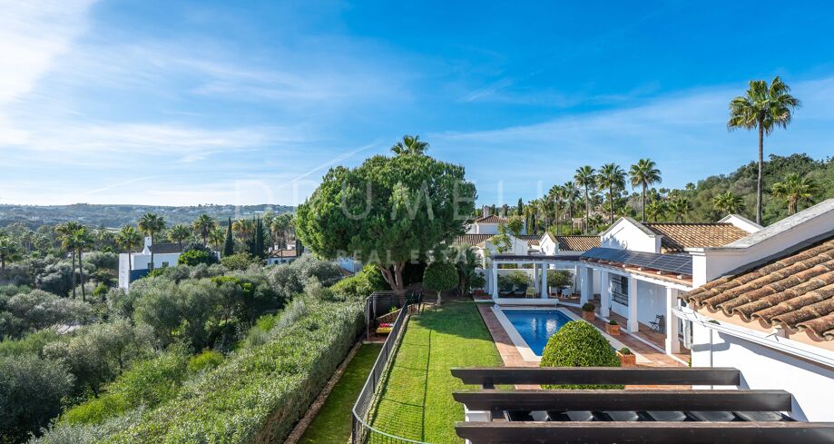 Andalusische Villa mit Panoramablick in Sotogrande Alto