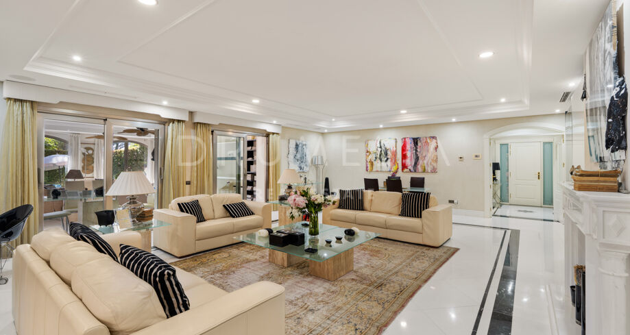 Ground Floor Apartment close to beach and amenities in Casa Nova, Puerto Banús