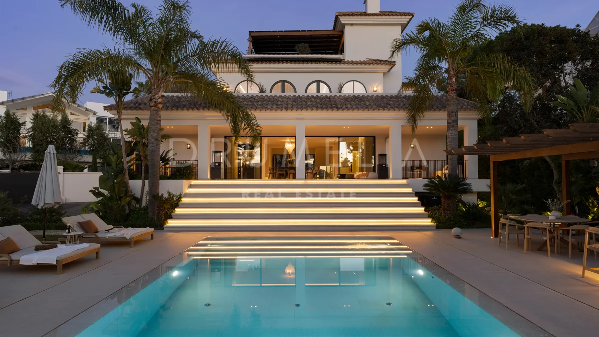 Renovated Family Villa in Gated Community, Nueva Andalucía