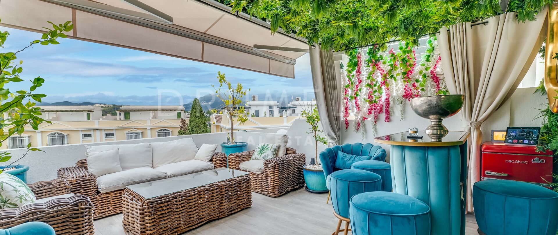 Contemporary Triplex Retreat with Private Sky Bar in Aloha Gardens