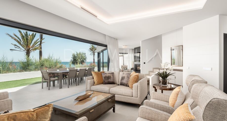 Rekkehus på Første Strandlinje i Estepona