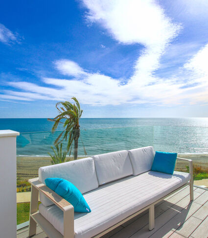 Luxury Townhouse with Sea Views in Estepona