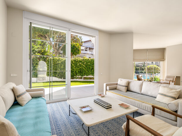 Appartement op de begane grond aan het strand, Golden Beach, Marbella