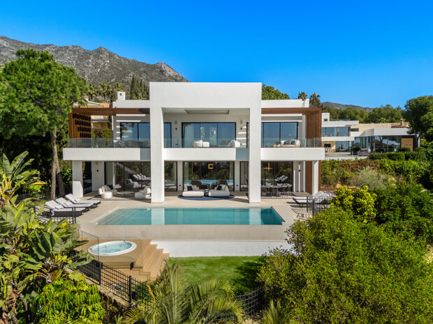 Villa George - Nowoczesna willa z widokiem na morze w Sierra Blanca, Marbella