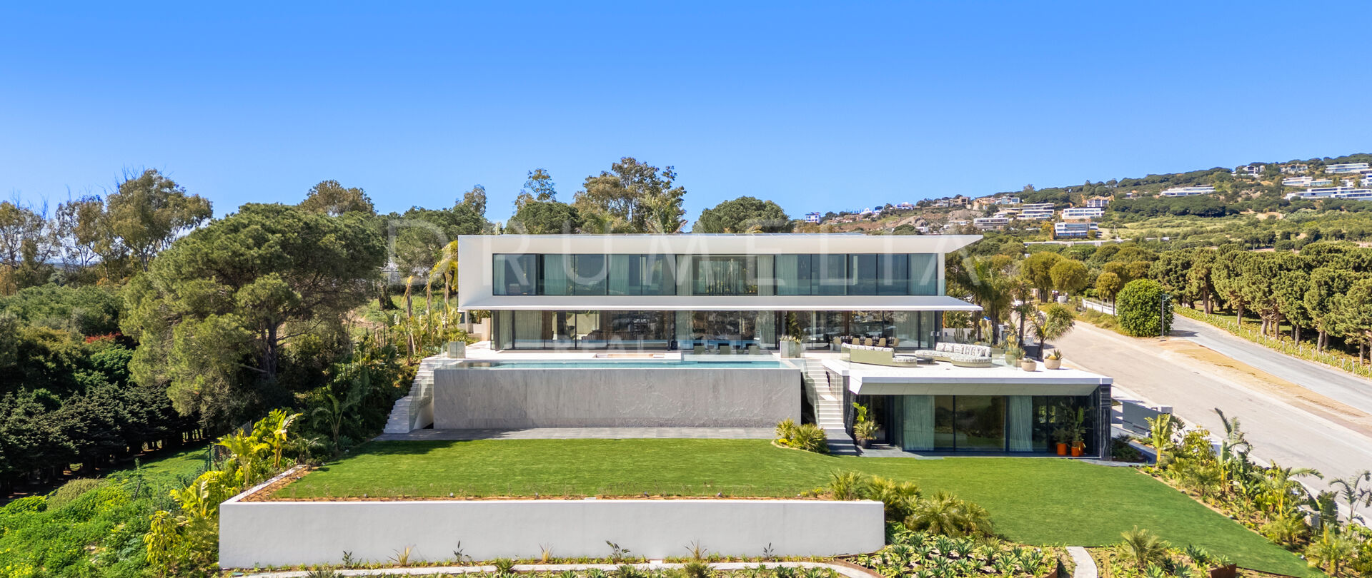 Aldebaran - Contemporary Luxury Villa with Panoramic Golf & Sea Views in La Reserva de Sotogrande