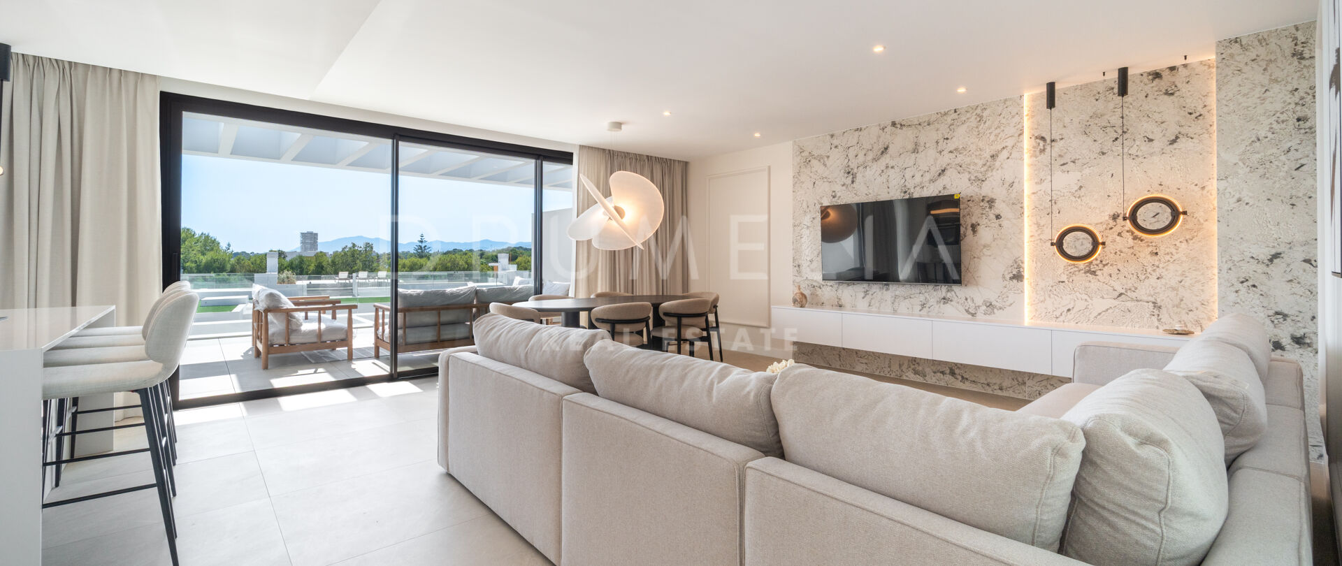 Lyxlägenhet med privat solarium och pool i Santa Clara Golf