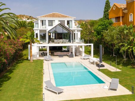 La Madrugada - Stilvolle moderne Luxusvilla, Front Line Los Naranjos Golf, Nueva Andalucía