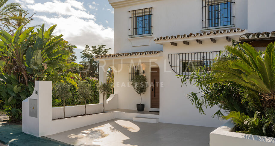 Bright and private semi-detached house in San Pedro Beach