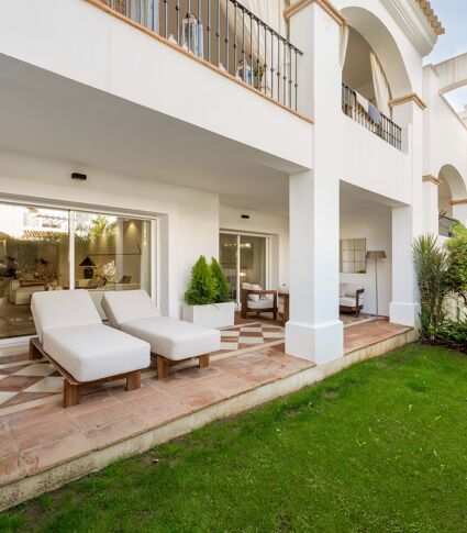 Luxury Apartment with Private Garden Sierra Blanca, Marbella