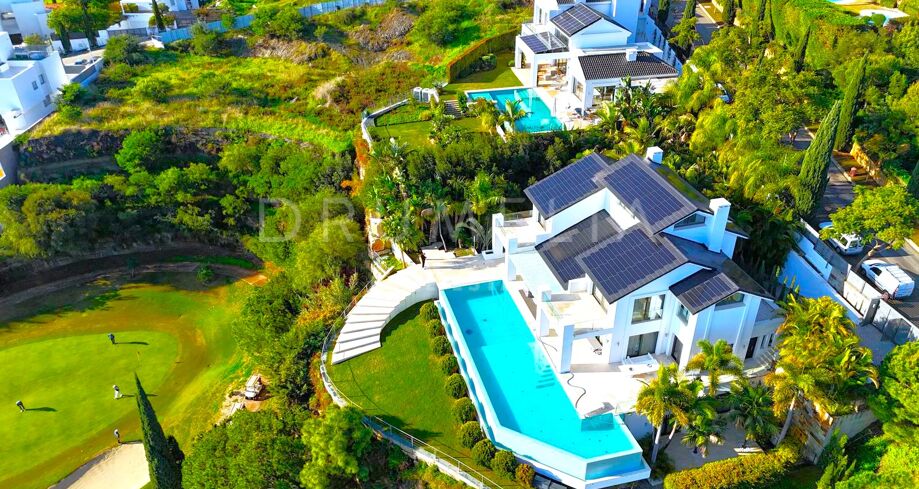 Contemporary Luxury Villa with Panoramic Views Los Flamingos Golf, Benahavís