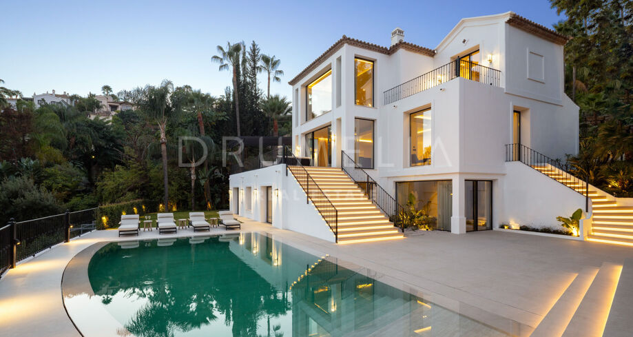 Renovated Luxury Villa with Open Views Los Arqueros, Benahavís