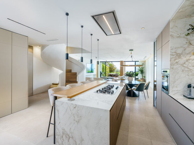 Elegante Gerenoveerde Stadswoning in La Quinta, Benahavís