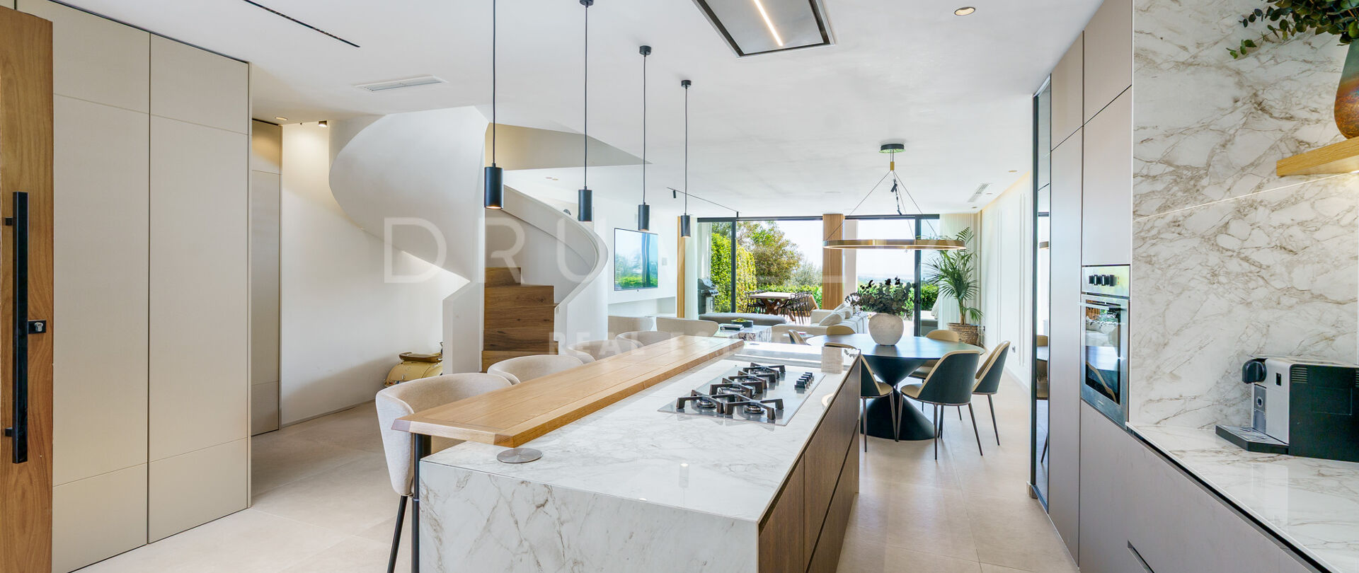 Elegantes Renoviertes Reihenhaus in La Quinta, Benahavís