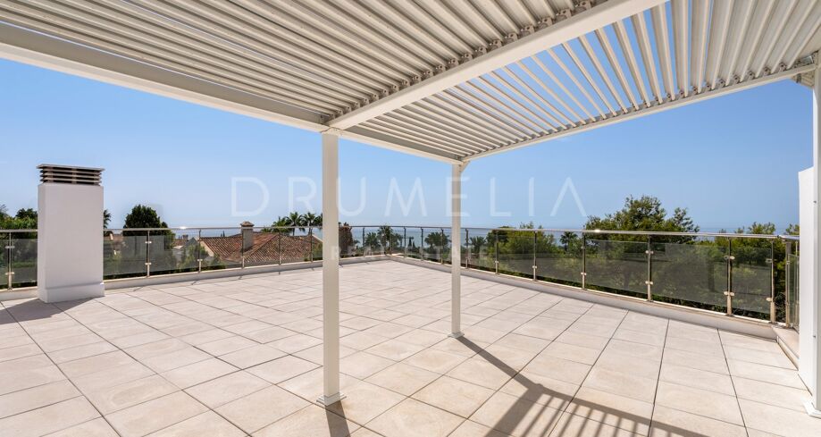 Modern Semi-Detached Luxurious House with Lovely Views, Sierra Blanca, Marbella Golden Mile