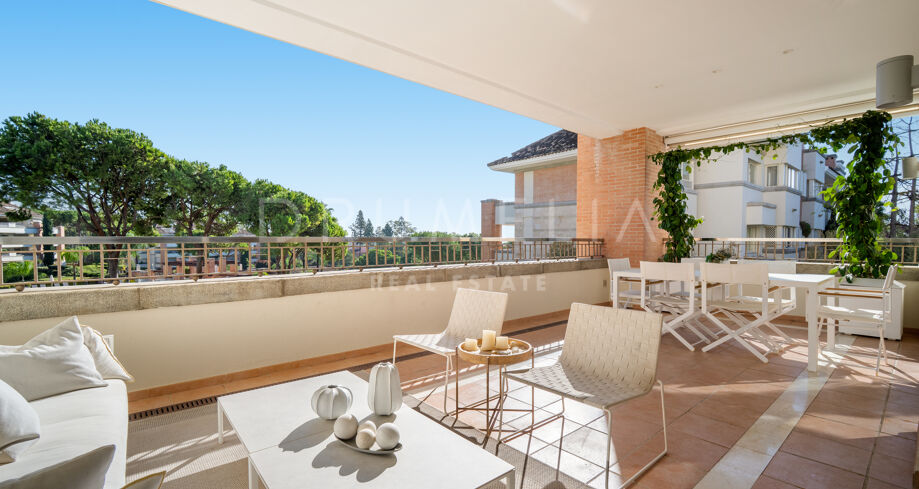 Luxury Apartment in La Trinidad – Marbella Golden Mile