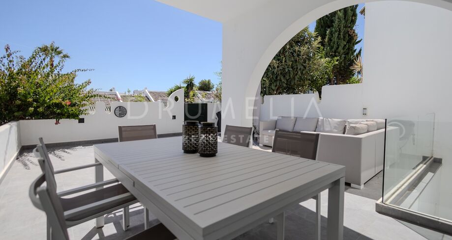 Bright South-Facing Townhouse in La Colina, Nueva Andalucía