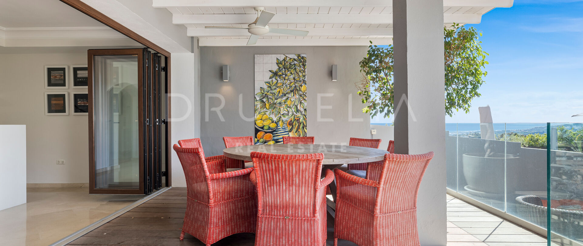 Tussenwoning met uitzicht en privézwembad in La Perla de la Heredia