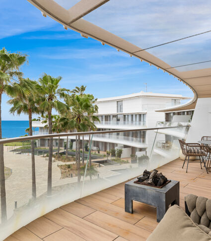 Beachfront Apartment in The Edge, Estepona