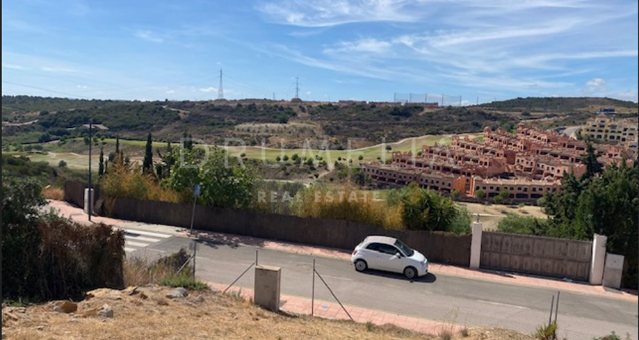 Plot with Project and Open Views in Estepona