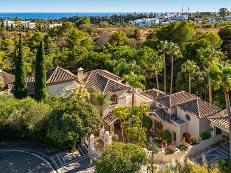 Refined Andalusian Villa with Panoramic Sea and Mountain views in Las Lomas del Marbella Club