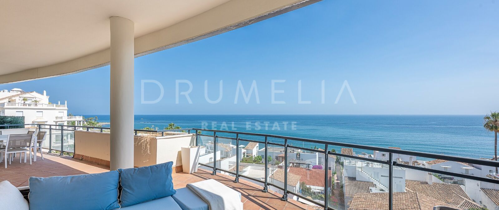 Spectacular Penthouse with Sea Views in Cosmo Beach, Estepona, just meters from the Beach