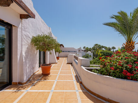 Duplex Penthouse Near Puerto Banus