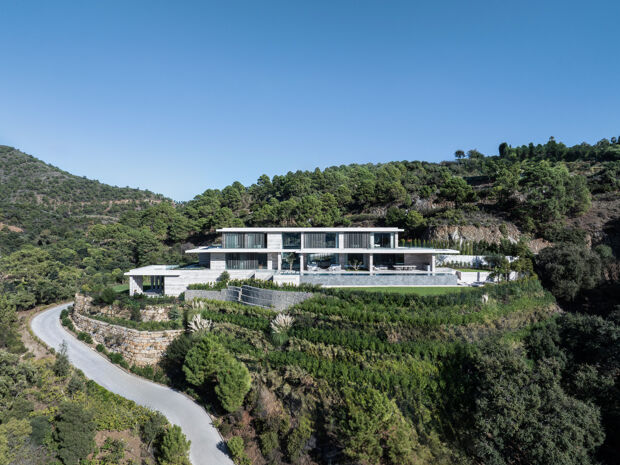 Brand-New Villa with Partial Sea Views in La Zagaleta, Benahavís