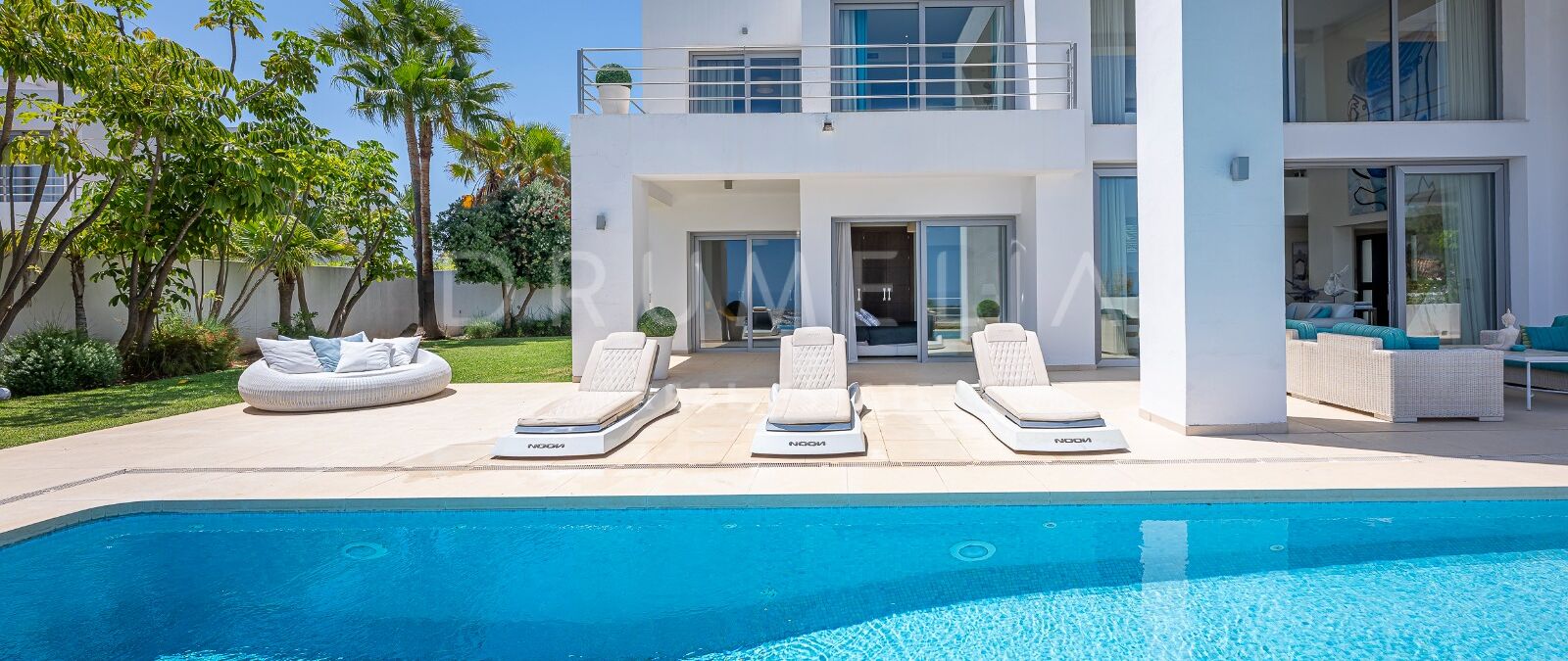 Villa to rent en Puerto del Capitan, Benahavis