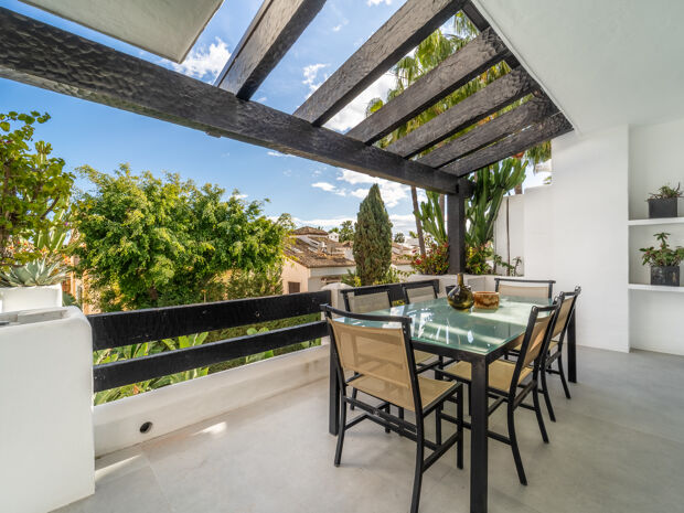 Penthouse en duplex avec vue sur la mer et terrasses sur le Golden Mile