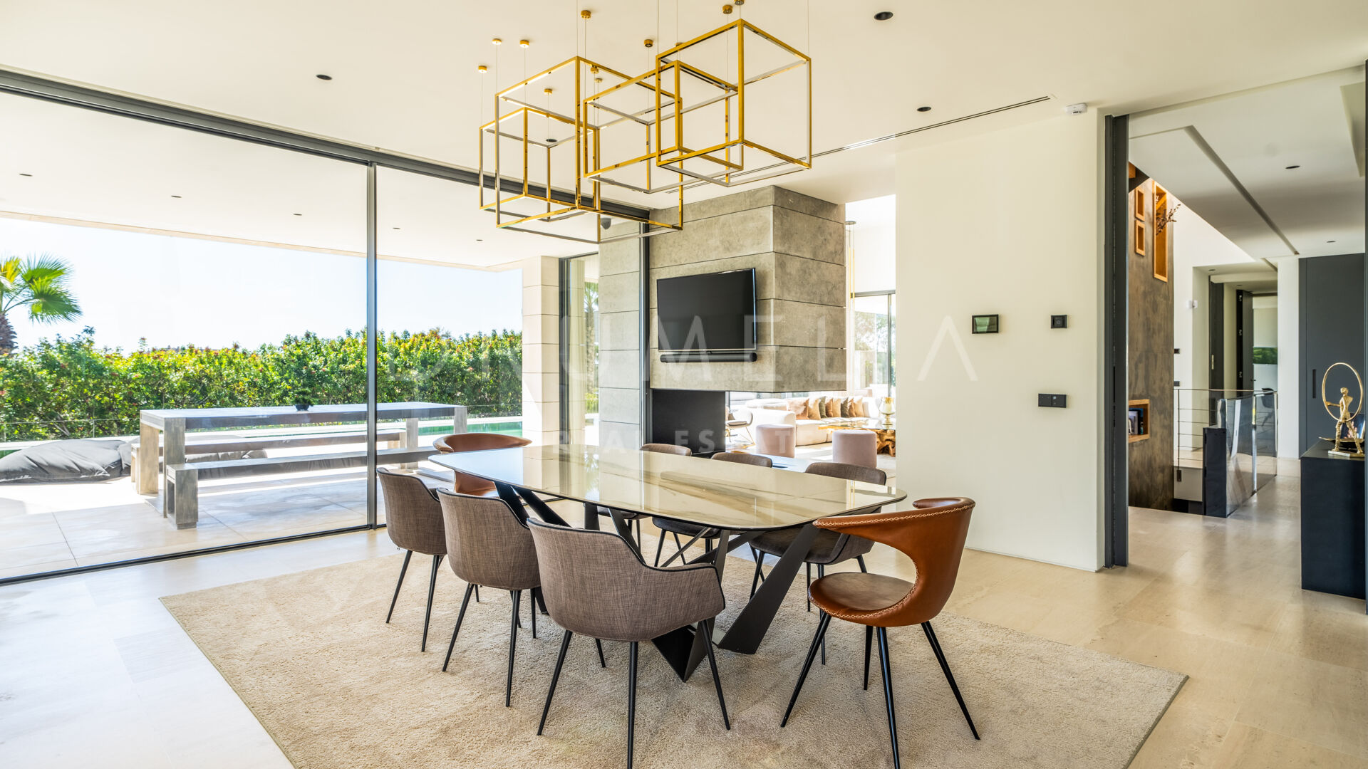 Outstanding New Contemporary Style Luxury House, Golden Mile, Marbella