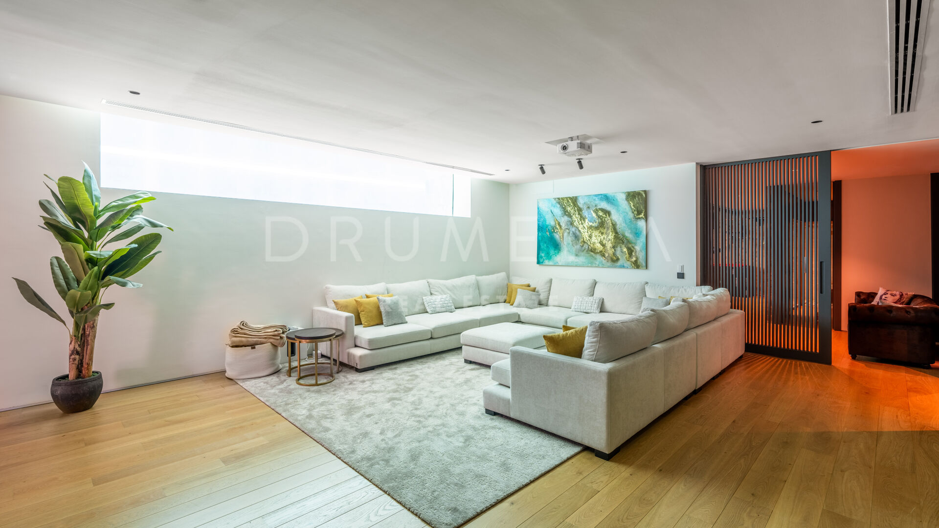 Outstanding New Contemporary Style Luxury House, Golden Mile, Marbella