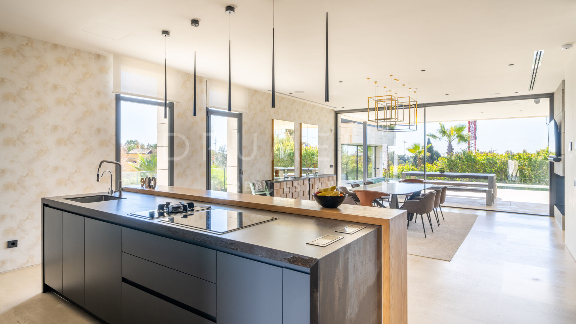 Outstanding New Contemporary Style Luxury House, Golden Mile, Marbella